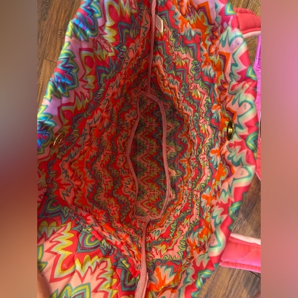 Cinda B Essential Tote Quilted Calypso Pink Shoulder Bag Purse Snap Bright - Picture 8 of 9